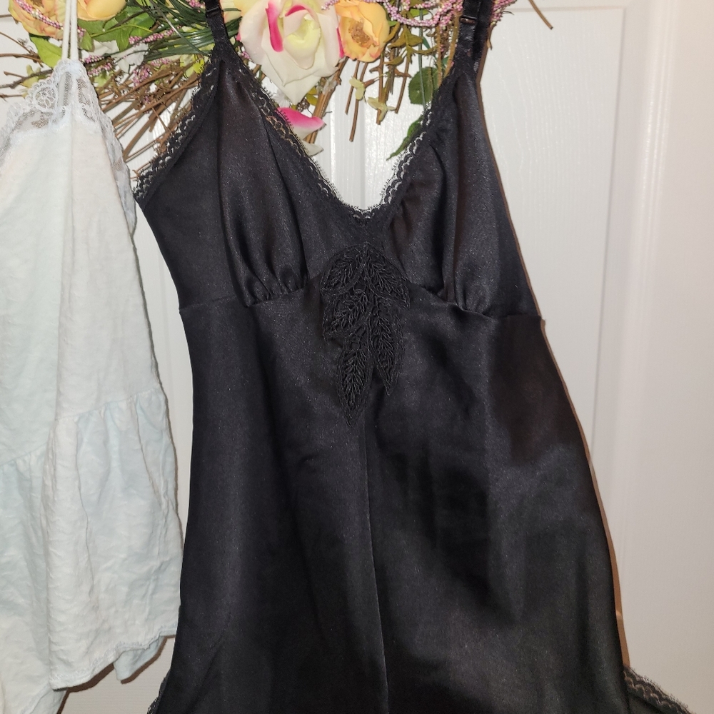 Lingerie bundle set - Picture 4 of 6